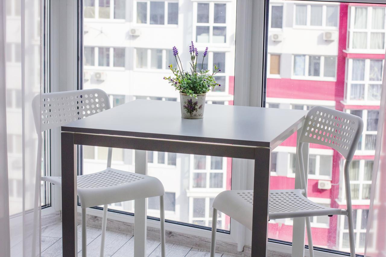 East Residence White Kiev Eksteriør bilde